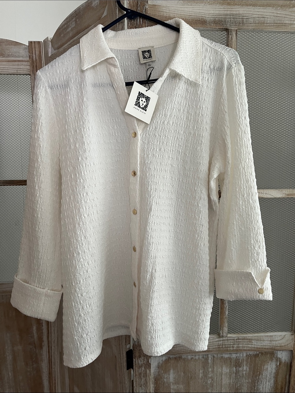 Anne Klein Cream Textured Button-Front Blouse